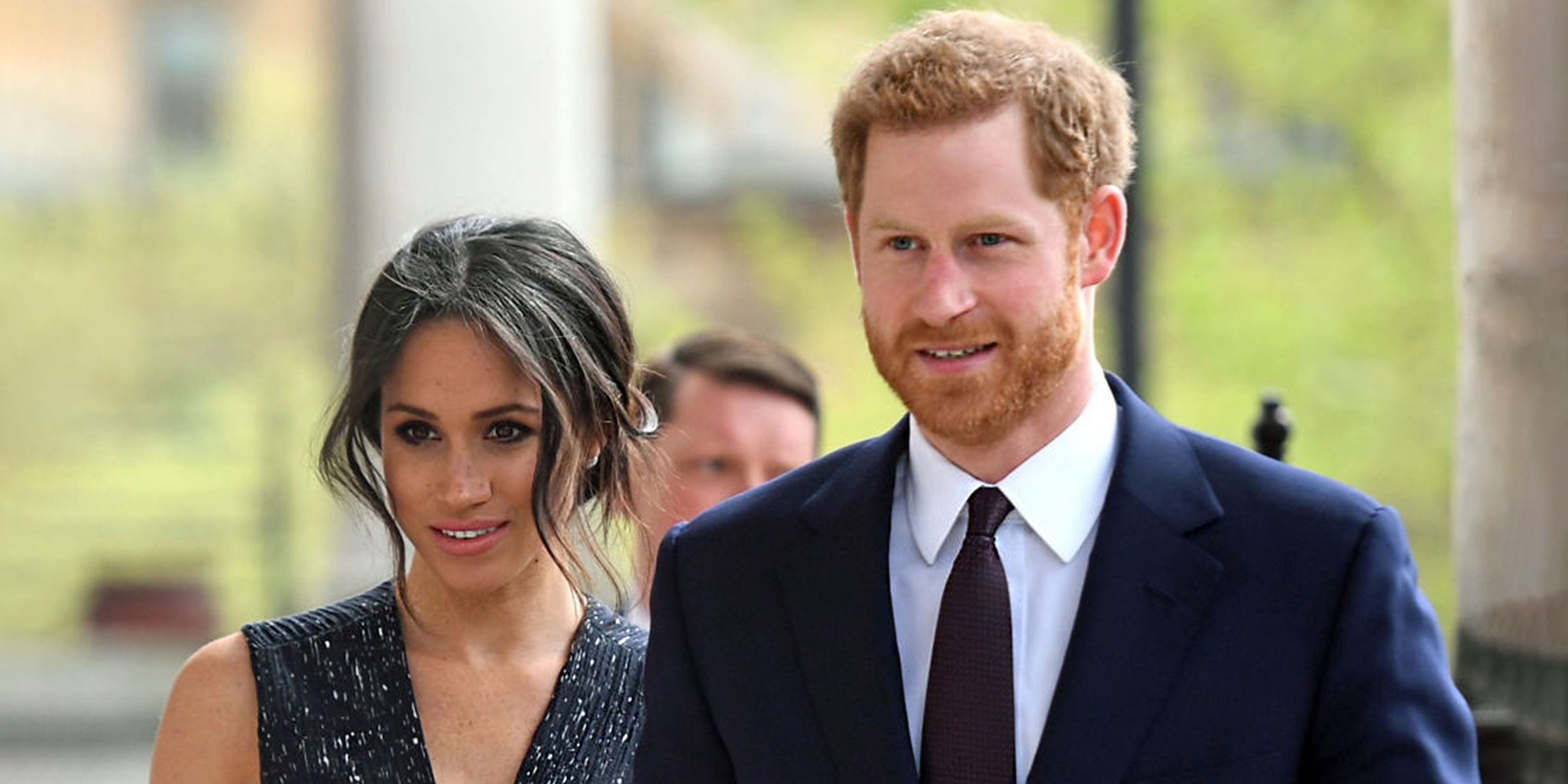 Meghan's Public Displays of Touch Toward Harry Reflect 'A Desire to Keep Him Close' — Insights from a Body Language Expert